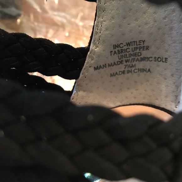 NIB INC Black Wedge Witley Open Toe Sandals 7.5M - Picture 8 of 16